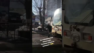 Улан-удэнец напал на трамвай