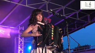 Medley Prestation Angélique Neuville à Dole, le 17 Août 2017