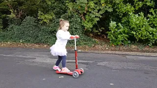 Riding the Mini Micro Scooter /Great  time/Have Fun