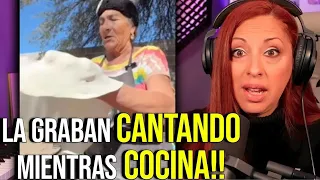 Abuela Mexicana cantando HACIENDO TORTILLAS se VIRALIZA | VOCAL COACH reaction & Analysis