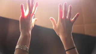Aphex Twin - aisatsana [102] (Music Video)