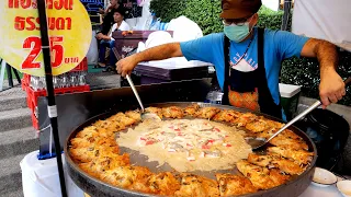 VERY CHEAP! $0.70 GIANT Pan Mussel Omelets and $0.20 Pork skewer | Thailand Street Food