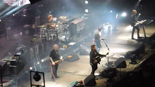 The Cure - In Between Days (Live in Milano 02-11-2016) Full HD