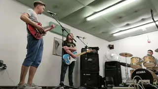 Introvert/Extrovert - Live From The Rehearsal Room!