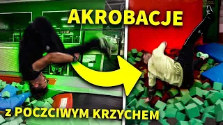 POCZCIWY KRZYCHU UCZY MNIE SALTA W PARKU TRAMPOLIN!