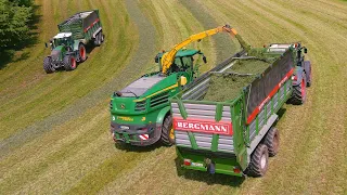 Gras 2023 : Hartmut Henn | 2x Fendt 939 | John Deere 8600i | Gras Silage | gras ernte | Agriculture