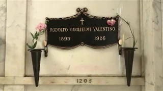 FAMOUS GRAVE TOUR: Visiting Rudolph Valentino At Hollywood, California