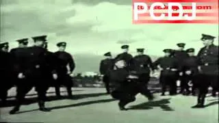 MAD RUSSIAN FIST PUMPING HITLER SONG !