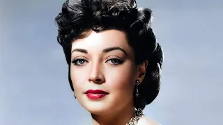 13 Sexy Photos of Marie Windsor