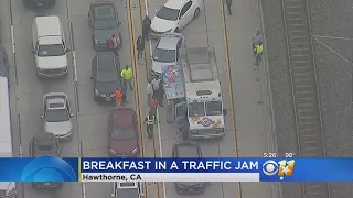 Food Truck Serves LA Drivers Stuck In Traffic