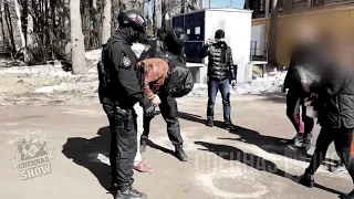 Крутое Такси со СпецНаз Шоу Розыгрыш на День Рождения от Друга (Special forces in Russia) SWAT show