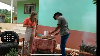 Almoço de domingo de pai e filha com direito a picanha de búfalo