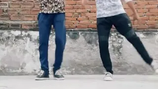 Duo male dancers