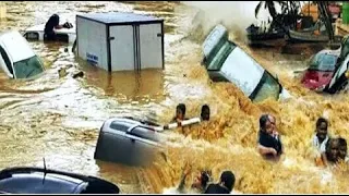 Apocalypse in China! A flash flood in the subway ! People are trapped! Zhengzhou, Henan!