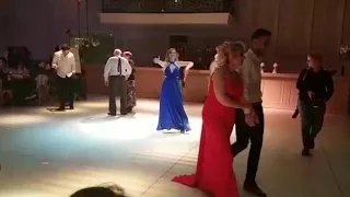 Justin Timberlake - can’t stop the feeling Amazing flash mob wedding dance