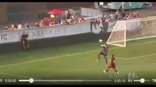 l'incredibile autogol del portiere del Minnesota