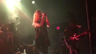 The Pretty Reckless LIVE - Heaven Knows