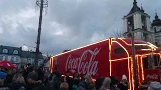 Свято наближається.Легендарна машина з реклами Coca Cola в Польщі