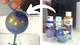 CHRISTMAS BAUBLE/CHRISTMAS ORNAMENT - TREE RING POUR - SO COOL! Acrylic Pouring - Fluid Art