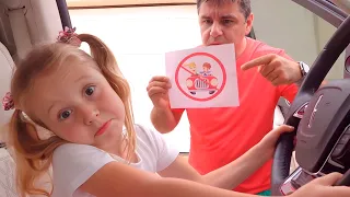 Nastya and dad teach children the rules of behavior in a car