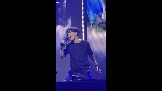 [FANCAM 4K] Dimash Qudaibergen - Love of Tired Swans (концерт в Дубае 25.03.22)