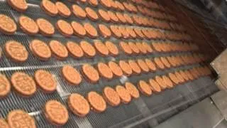 Виробництво печива-сендвіч SUPER KONTIK