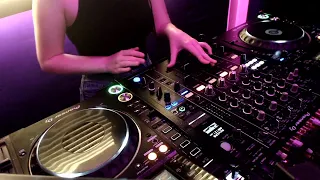 Louis La Roche & L U Live DJ Set