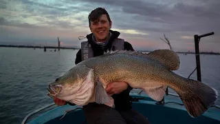 My First Metery!! Swimbaiting Lake Mulwala For Giants