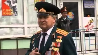 Не уходи герой, поёт Сергей Вахрушев