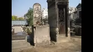 Paris. Cimetière de Montmartre. Кладбище Монмартра. Париж