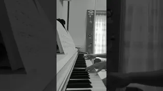 Gramophone Waltz, Piano; performed by Buket Bıyıklı