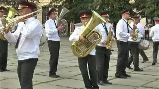 5 військових оркестрів зіграли на Соборній площі  Чернівців