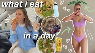 WHAT I EAT IN A DAY | realistic & healthy vegetarian meal ideas (vlog style) 🌱