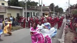 INSTITUTO SANTA LUCIA "FESTIVAL DE BANDAS MUSICALES EN SAN VICENTE 2011"  #3