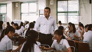 The Students Don't Know That Their New Teacher Is Top Boxing Champion