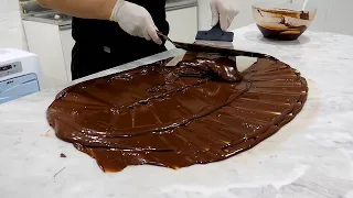 Bean-to-Bar Chocolate Making with Cacao Beans