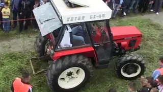 Zetor 7045 vs Zetor 6245 Traktorijada Srpska Petrinja 2013