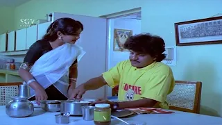 Shruthi About Shivarajkumar Job Comedy Scenes | Aasegobba Meesegobba Kannada Movie | Lokesh