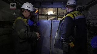 Coal miners provide Ukraine with light and heat