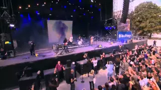 Warpaint : "Bees" (Live @ Rock En Seine, France 2014)