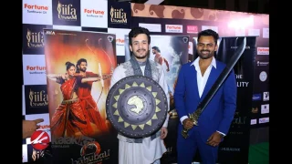 Celebrities at Baahubali VR Zone at IIFA Utsavam Exclusive Video