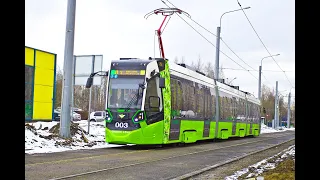 Трамвай уничтоживший транспорт в районе - Чижик в СПб