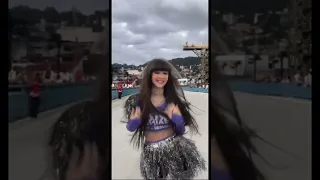 GIOVANNA ALPARONE FAZ TREND DO TIKTOK NA SAPUCAÍ #shorts