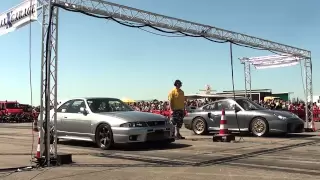 Nissan Skyline R33 GTR 650+HP vs. Porsche Turbo  - 1/4 Mile - Race at Airport 20.05.2012