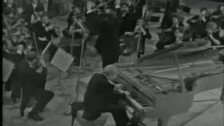 Yakov Flier plays Beethoven Piano Concerto no. 3 (Part 4/4).