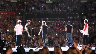 One Direction - The boys saying Happy Birthday to Harry's dad HD - 25/10/13