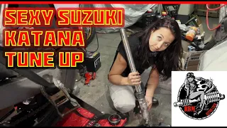 RBM Repair Crew: Suzuki Katana's the sexy assistant on the front forks