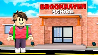 MY FIRST DAY OF SCHOOL IN ROBLOX BROOKHAVEN!