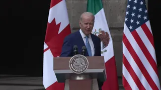 Biden agradece por México receber imigrantes que descumprem políticas dos EUA