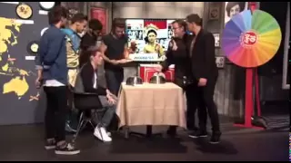 One Direction Day Food Challenge-1D Day - Harry Styles and One Direction Members/Chef Eric Crowley